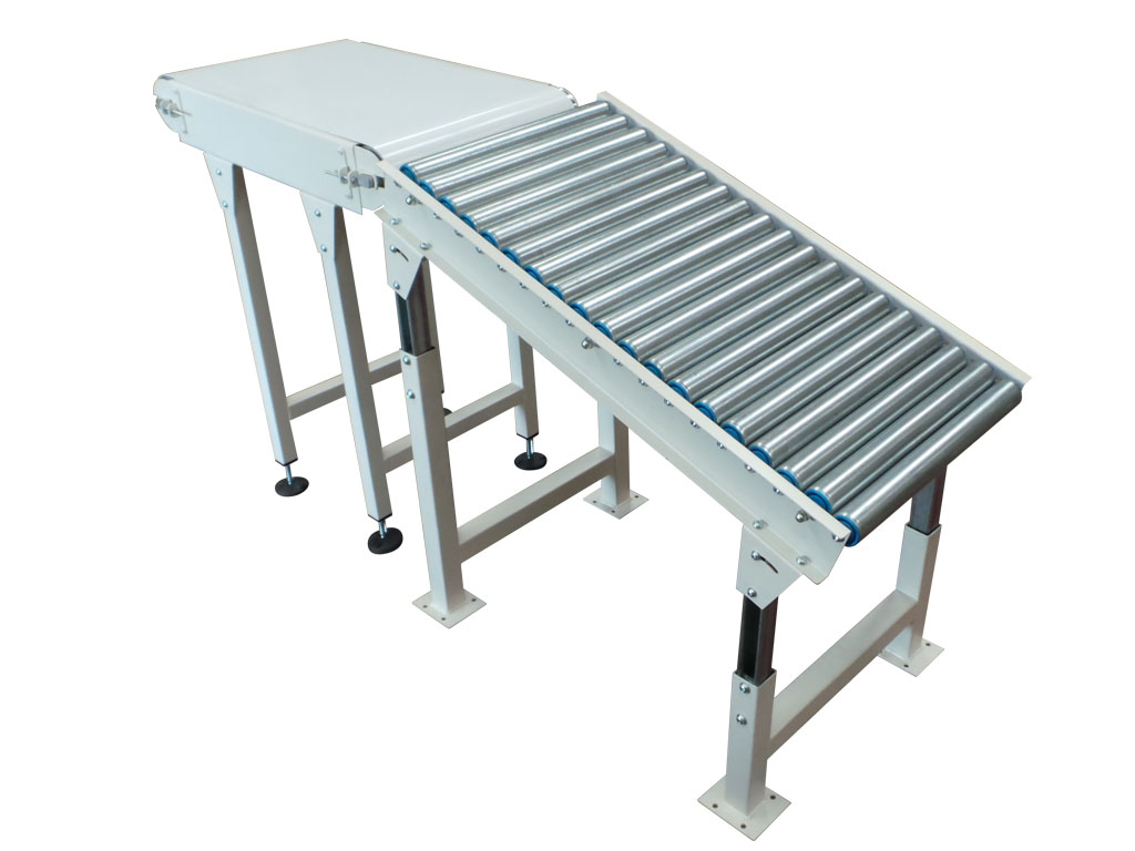 Belt conveyor leading to roller conveyor belt conveyor leading to roller conveyor