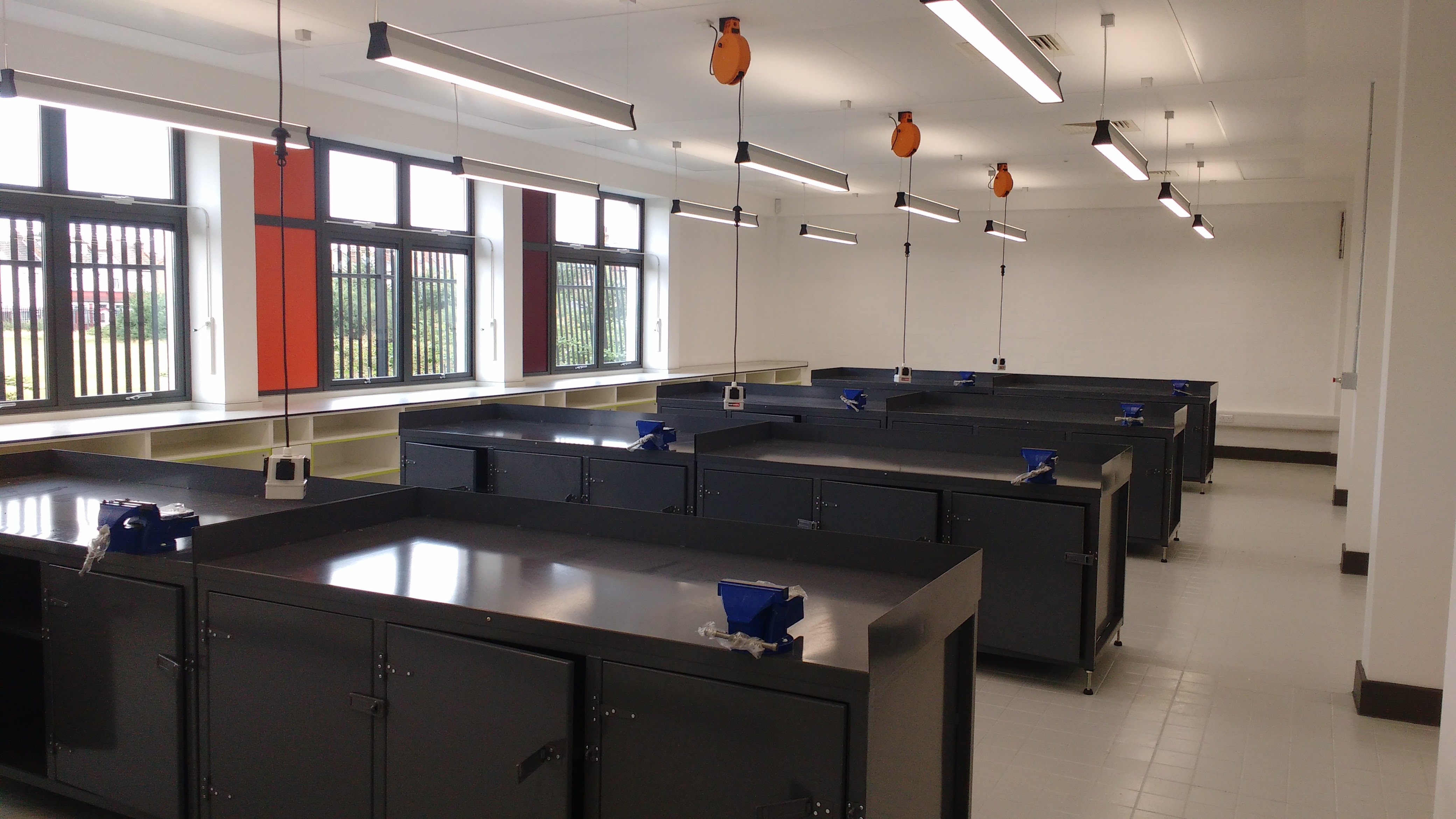 Engineering workshop benches