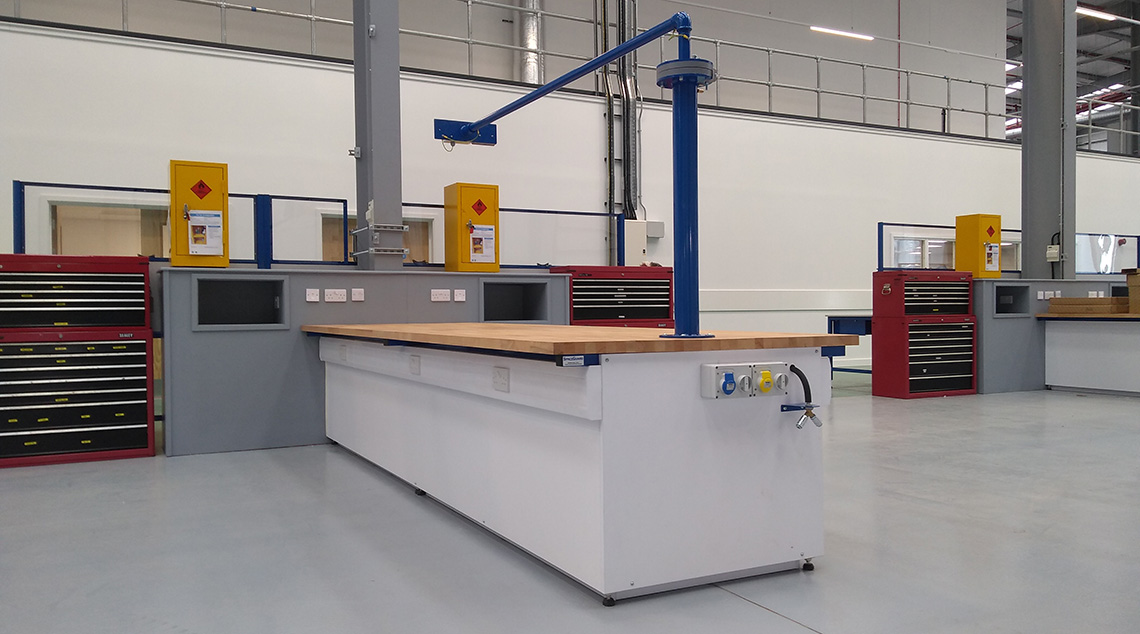 Heavy duty workbench UK manufactured by Spaceguard
