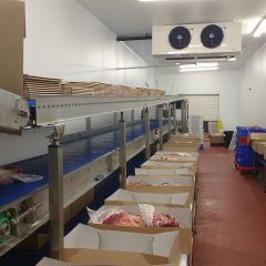 Food packing conveyor workstation
