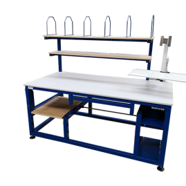 Height adjustable packing stations