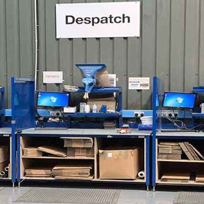 despatch and packing workbenches