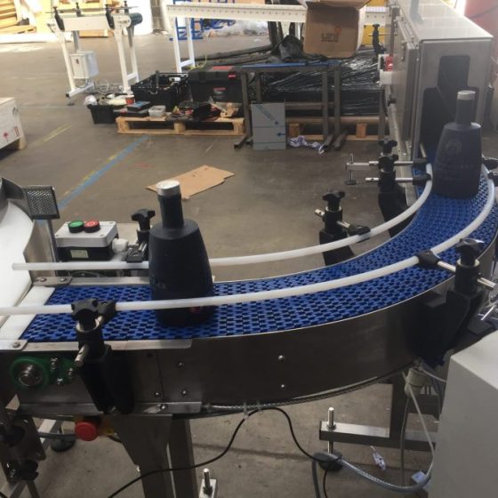 modular belt conveyor for bottles