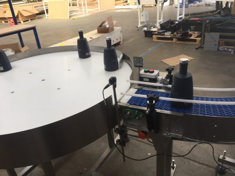 modular belt conveyor for bottles
