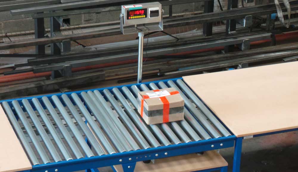 weighing and inspection roller conveyor