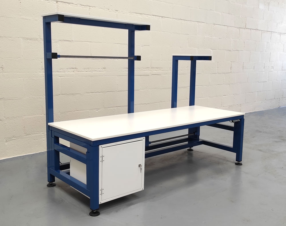 Electric height adjustable workbench