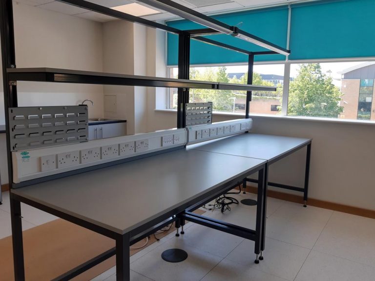 ESD Workbenches with Adjustable Shelves and Lighting
