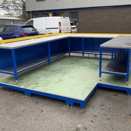 Team Leader Workstation with Warehouse Barriers