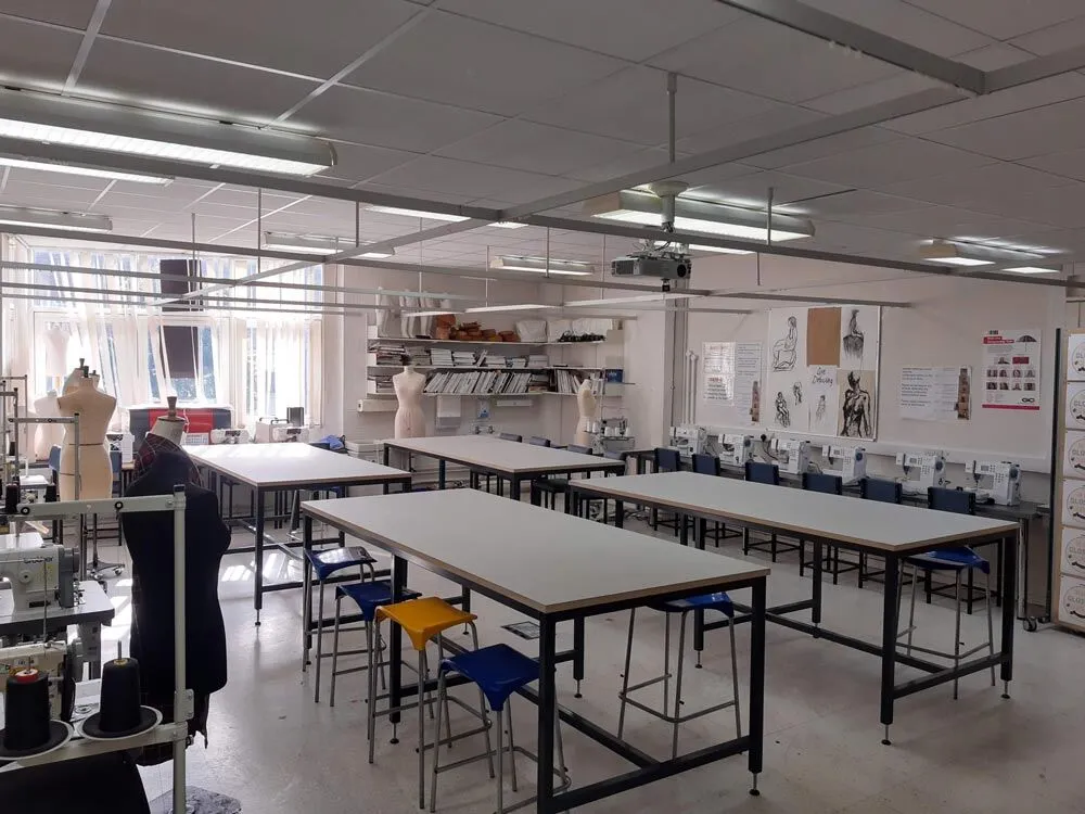 classroom-cutting-tables-4